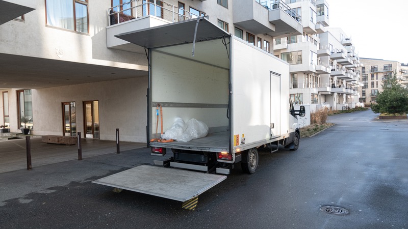 How Can You Effectively Manage the Logistics of a Local Move?